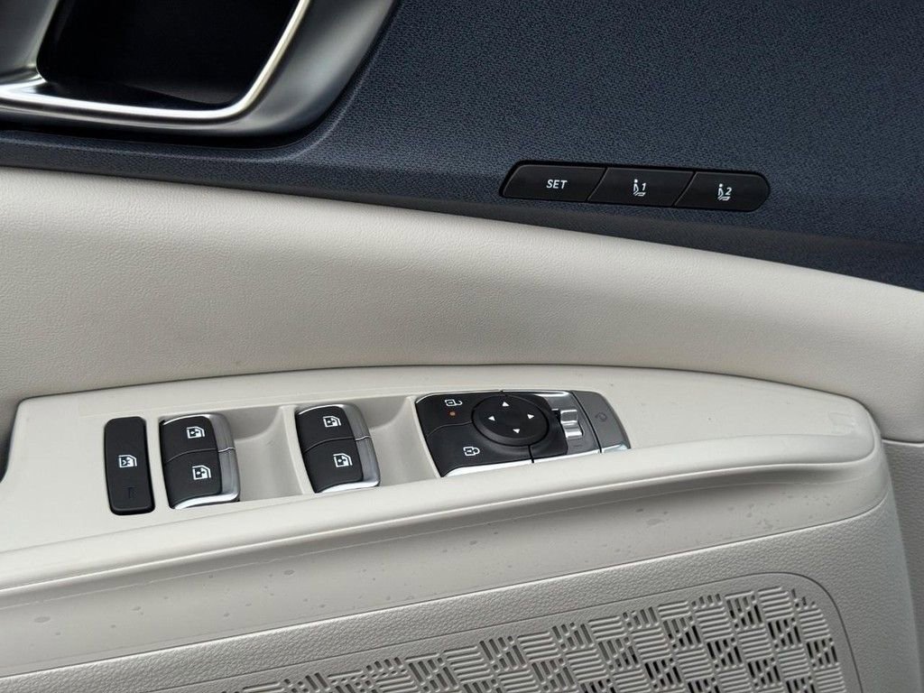 New 2026 Kia Carnival SX image 20