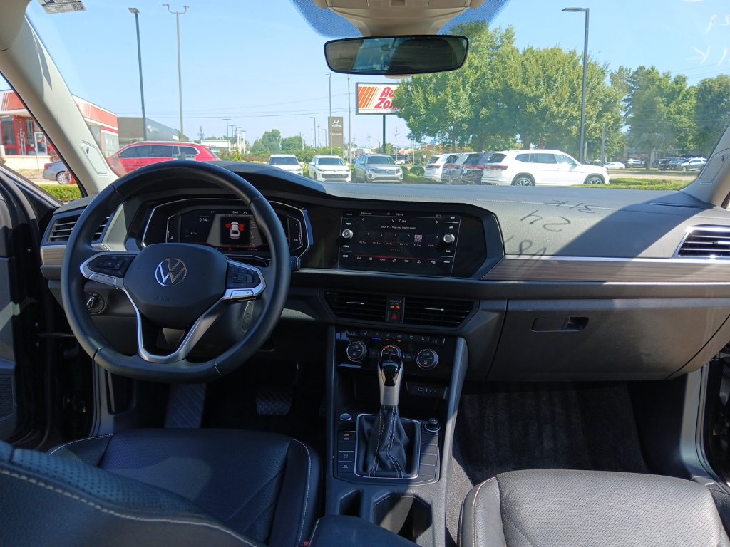 Certified 2024 Volkswagen Jetta SEL FWD image 24