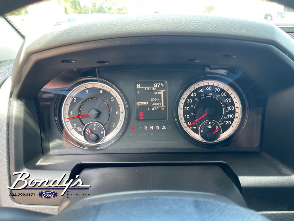 Used 2017 RAM 1500 Express RWD image 4