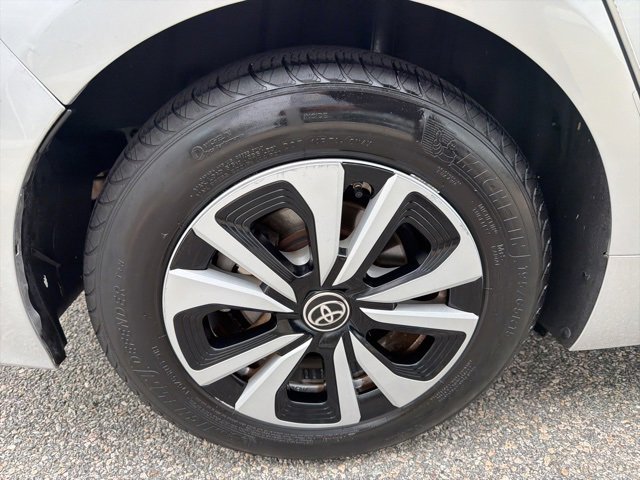 Used 2018 Toyota Prius Prime Premium image 41