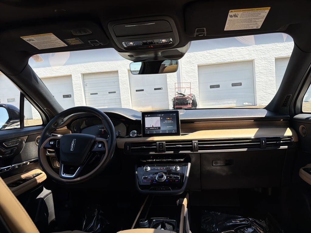 Certified 2022 Lincoln Corsair Reserve w/ Equipment Group 201A AWD/4WD image 18