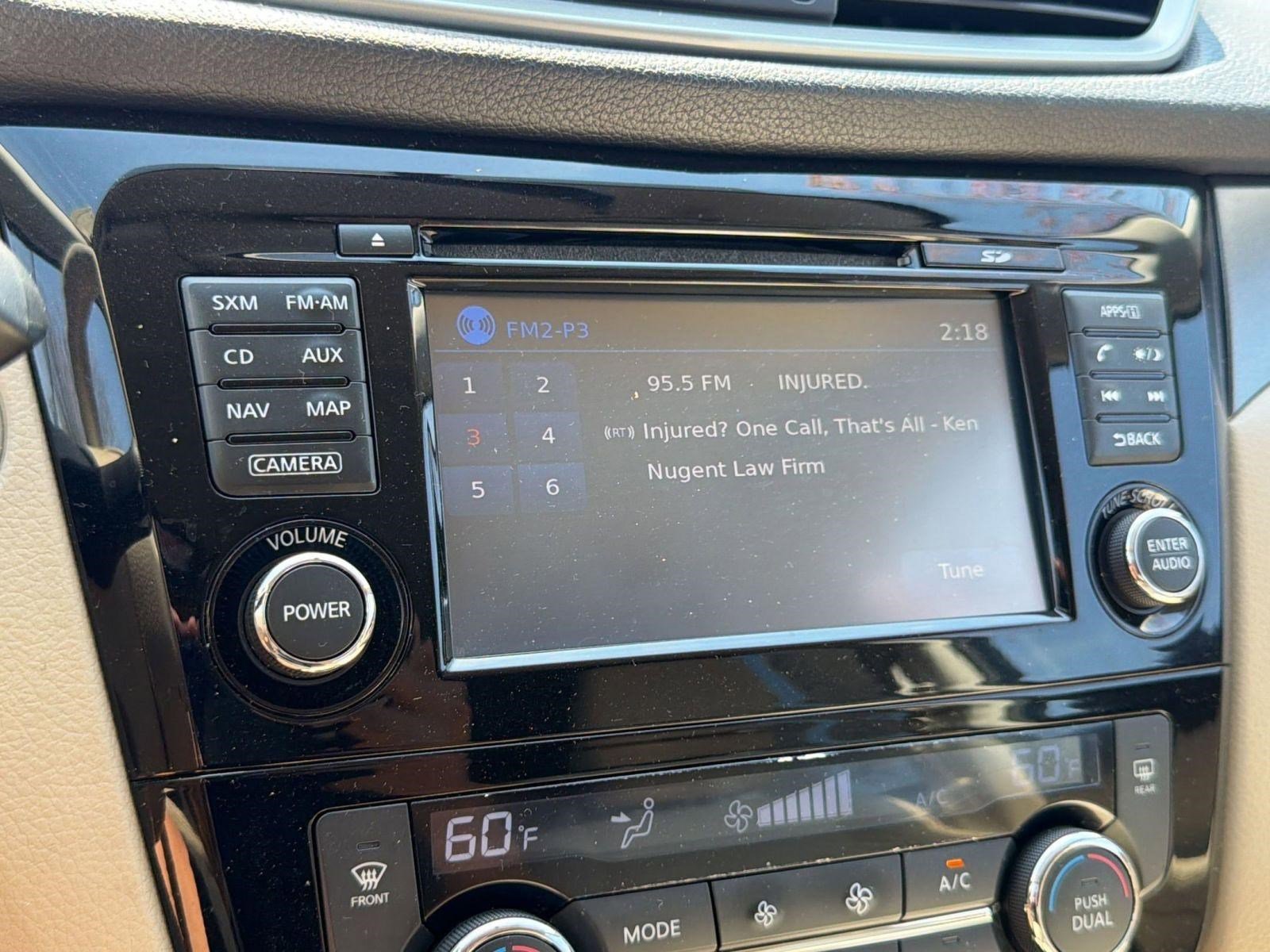 Used 2015 Nissan Rogue SV w/ SV Premium Package image 23