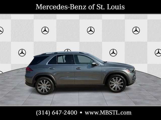 Certified 2025 Mercedes-Benz GLE 450e 4MATIC w/ Driver Assistance Package image 2