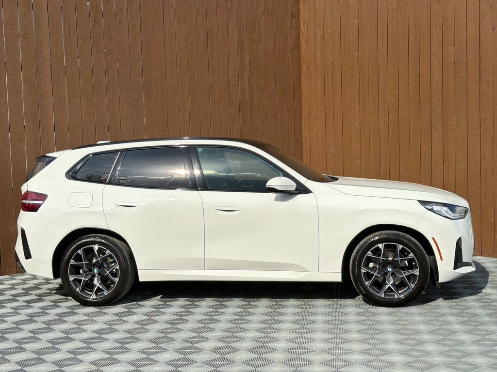 Used 2025 BMW X3 xDrive30i image 14