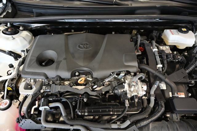 Used 2023 Toyota Camry SE w/ Cold Weather Package image 30