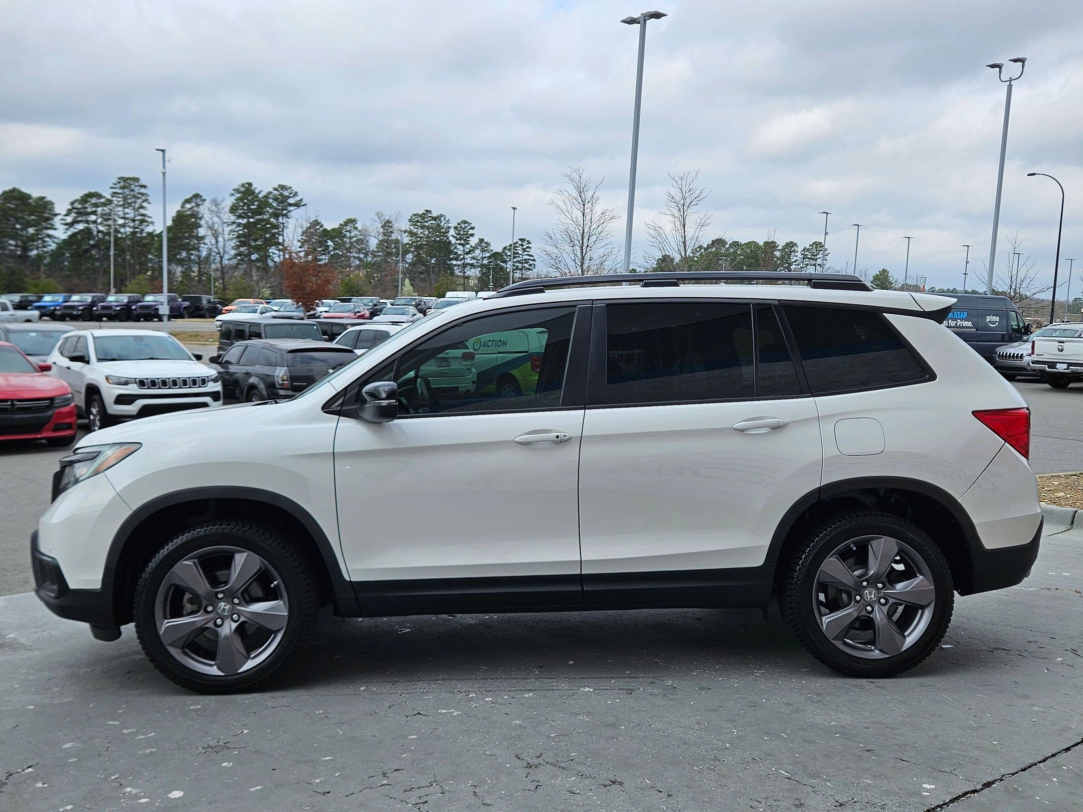 Used 2021 Honda Passport Touring image 4