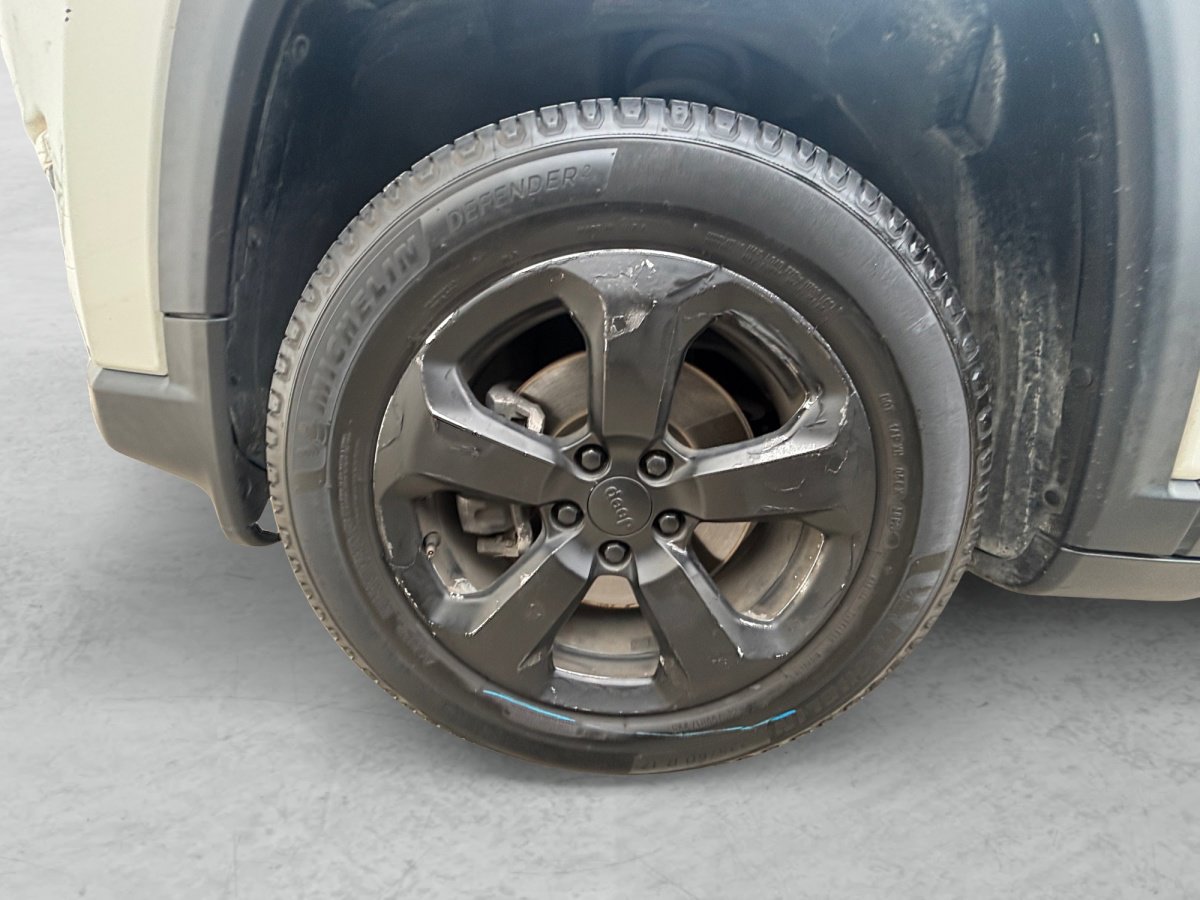 Used 2019 Jeep Compass Latitude w/ Popular Equipment Group image 28