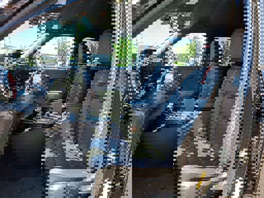 Used 2024 Chevrolet Trax RS w/ Driver Confidence Package FWD image 12