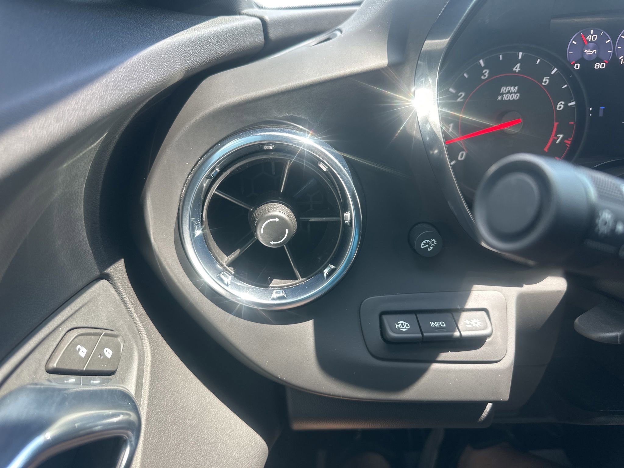 Used 2021 Chevrolet Camaro SS RWD image 28