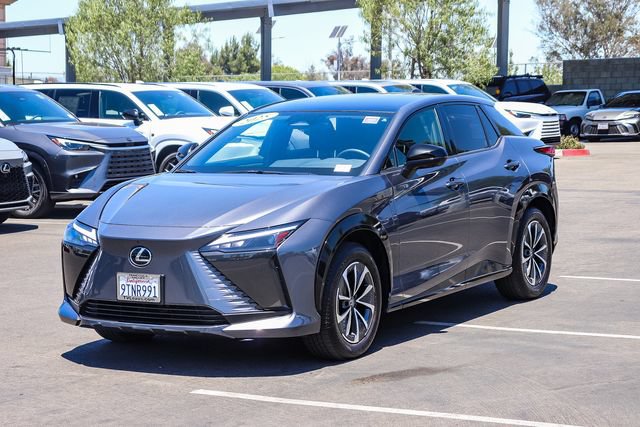 Certified 2025 Lexus RZ 300e FWD image 3