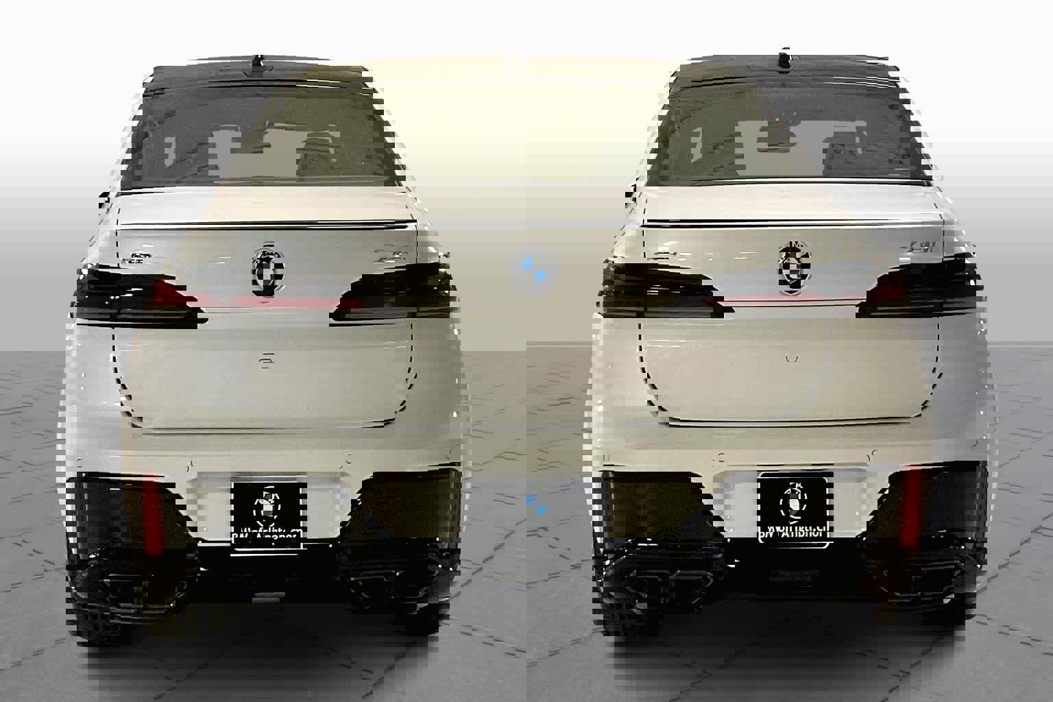 New 2025 BMW 760i xDrive image 4