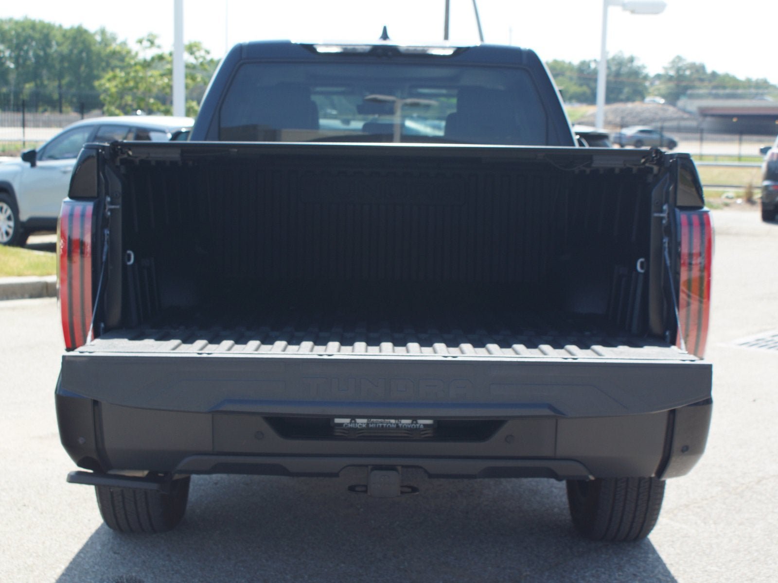 Used 2024 Toyota Tundra Limited AWD/4WD image 17
