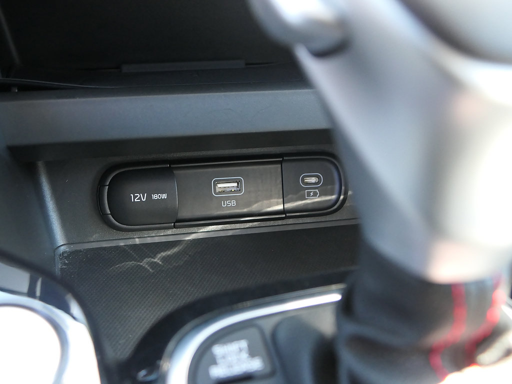 Used 2023 Kia Soul GT-Line FWD image 19