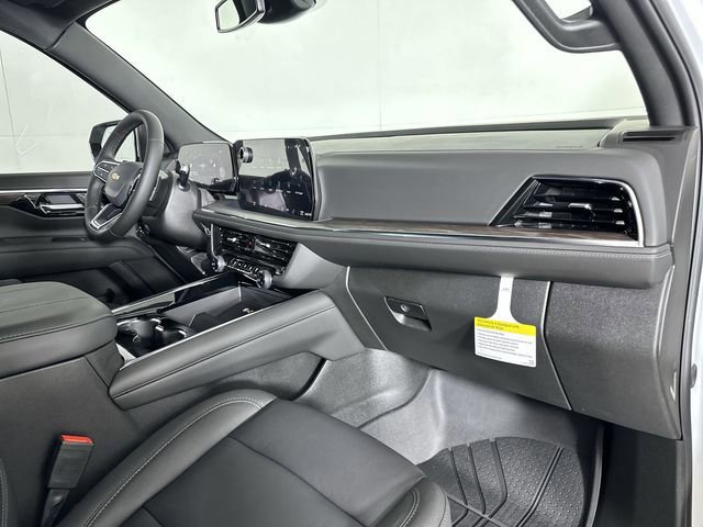 New 2026 Chevrolet Suburban LT w/ Comfort Package AWD/4WD image 30
