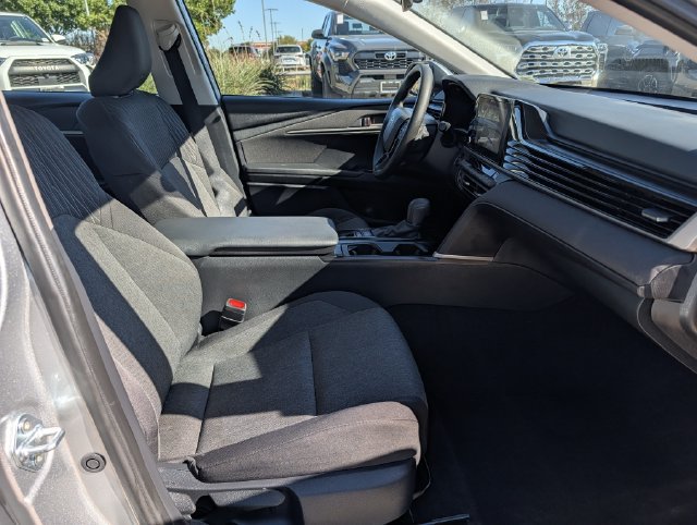 Used 2026 Toyota Camry LE FWD image 29