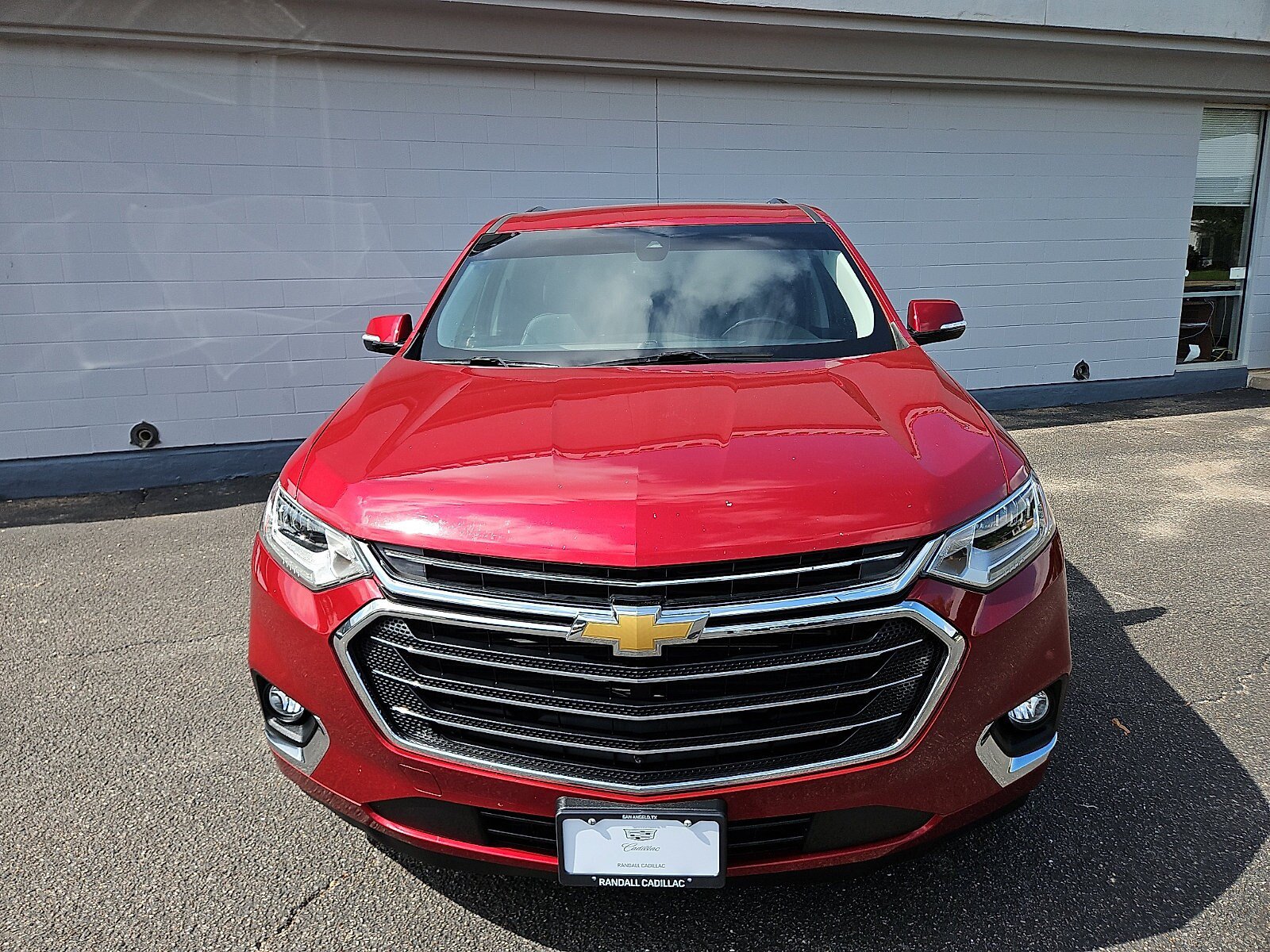 Used 2019 Chevrolet Traverse Premier w/ Driver Confidence II Package FWD image 5