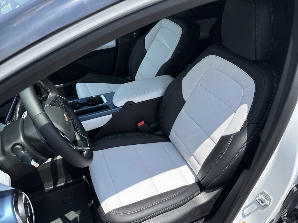 New 2026 Chevrolet Equinox EV LT AWD/4WD image 19