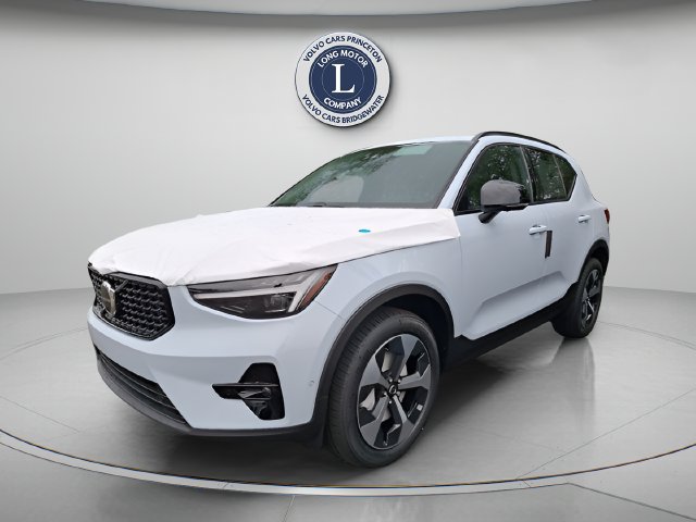 New 2026 Volvo XC40 B5 Plus w/ Protection Package Premier AWD/4WD image 1