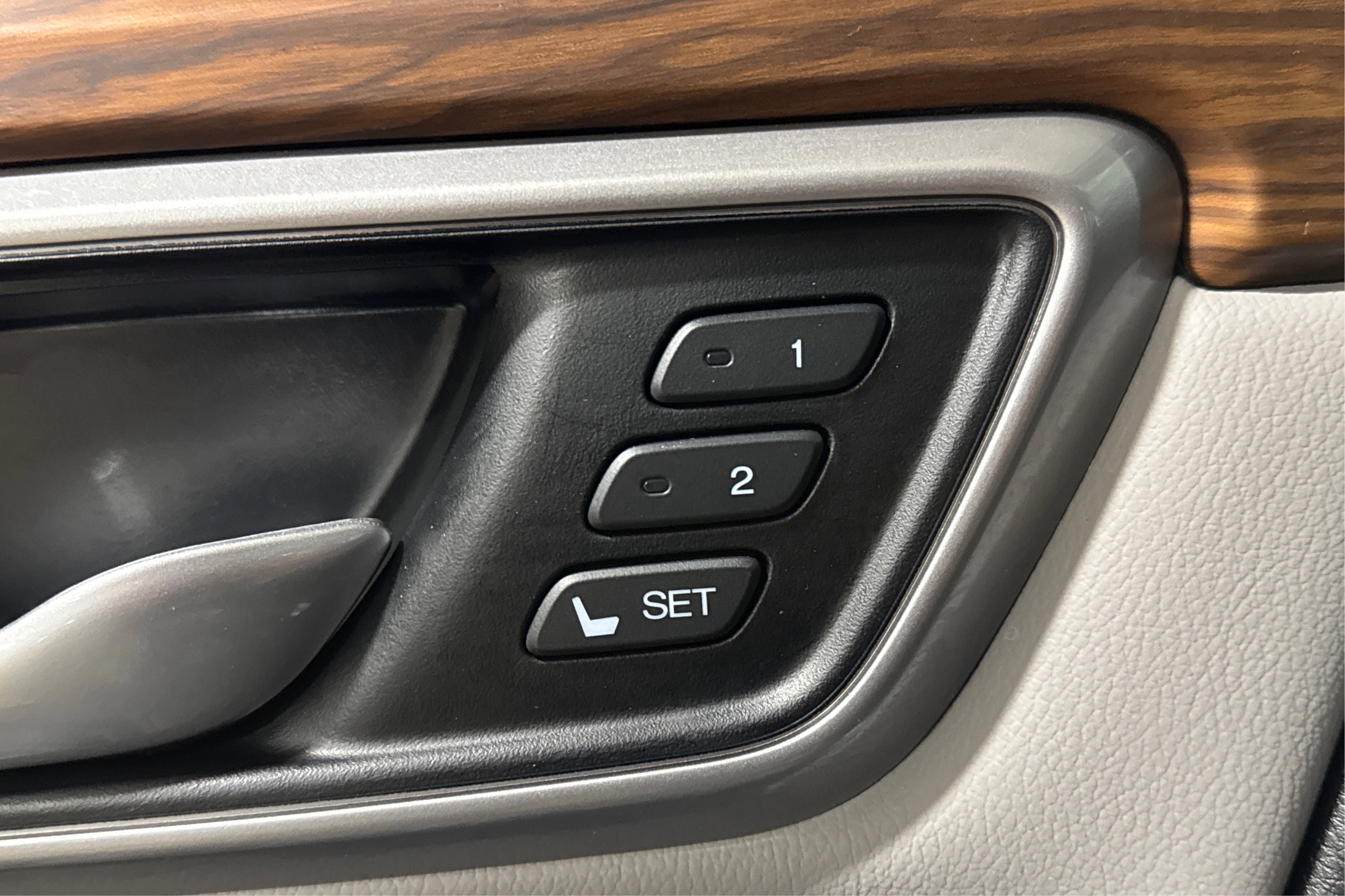 Used 2022 Honda CR-V EX-L image 17