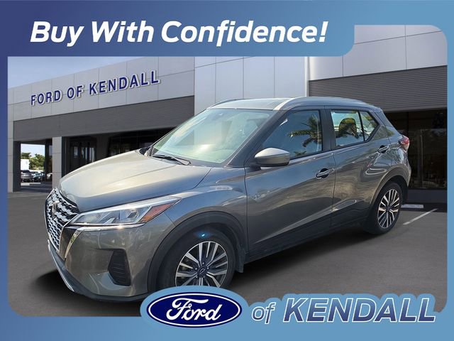 Used 2023 Nissan Kicks SV image 1