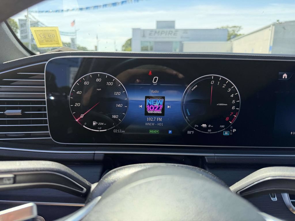 Used 2025 Mercedes-Benz GLE 450e 4MATIC image 33