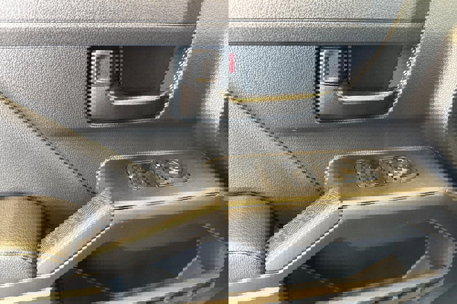 New 2026 Toyota Tacoma SR image 12