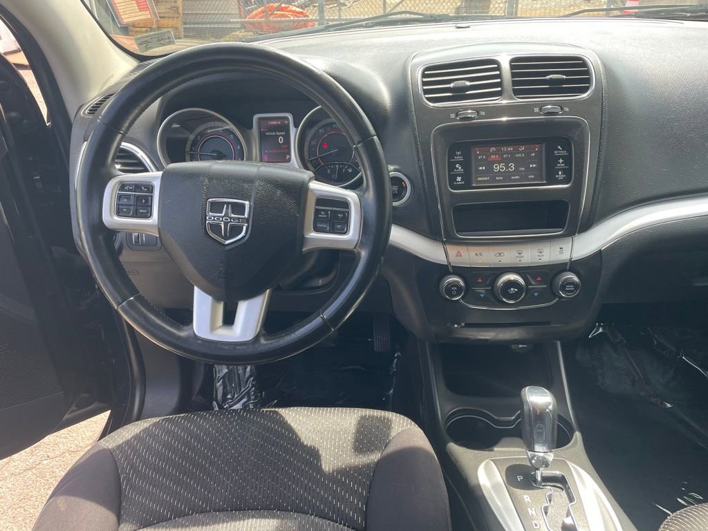 Used 2014 Dodge Journey SE w/ Flexible Seating Group FWD image 3