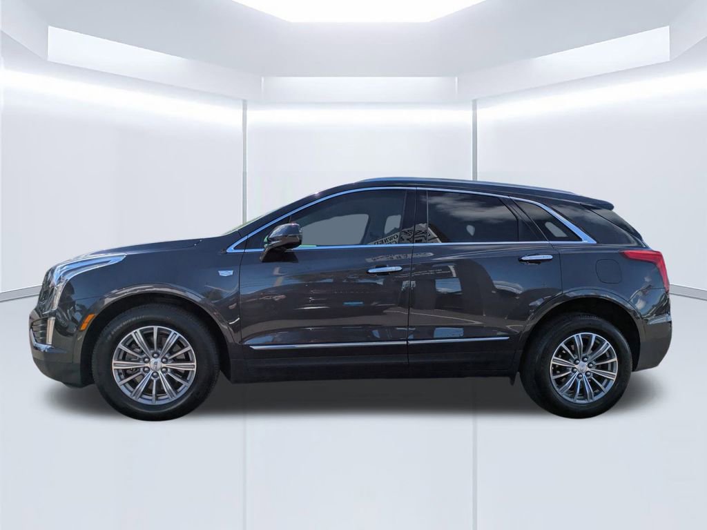 Used 2017 Cadillac XT5 Luxury w/ Driver Awareness Package image 7