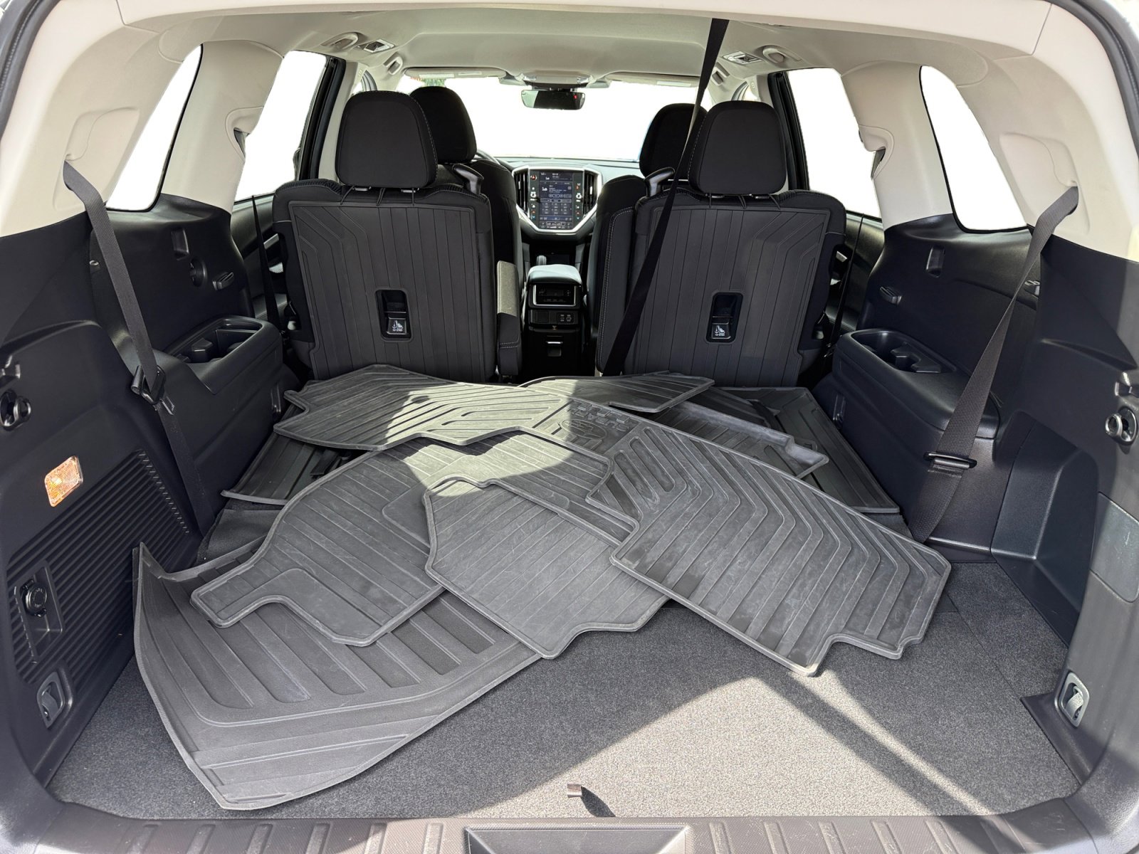 Used 2023 Subaru Ascent Premium w/ Convenience Package image 17