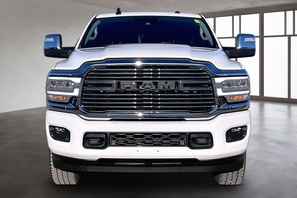 Used 2024 RAM 2500 Laramie w/ Safety Group AWD/4WD image 2