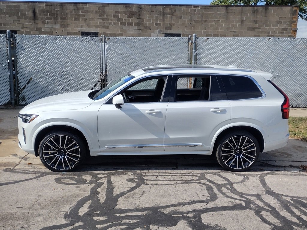 New 2026 Volvo XC90 B6 Plus image 7