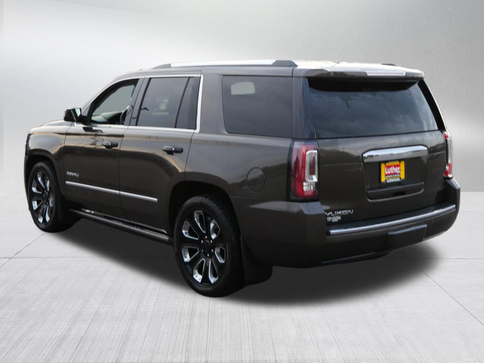 Certified 2019 GMC Yukon Denali w/ Denali Ultimate Package AWD/4WD image 5