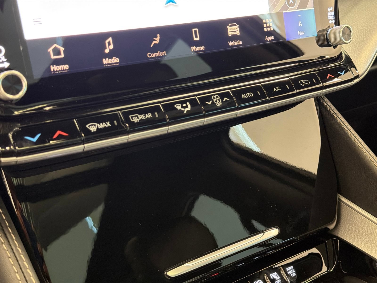 New 2026 Jeep Grand Wagoneer Limited AWD/4WD image 24