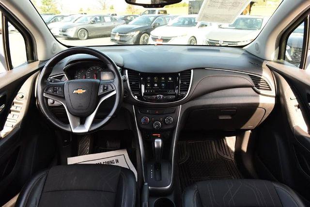 Used 2019 Chevrolet Trax LT w/ LT Convenience Package image 8