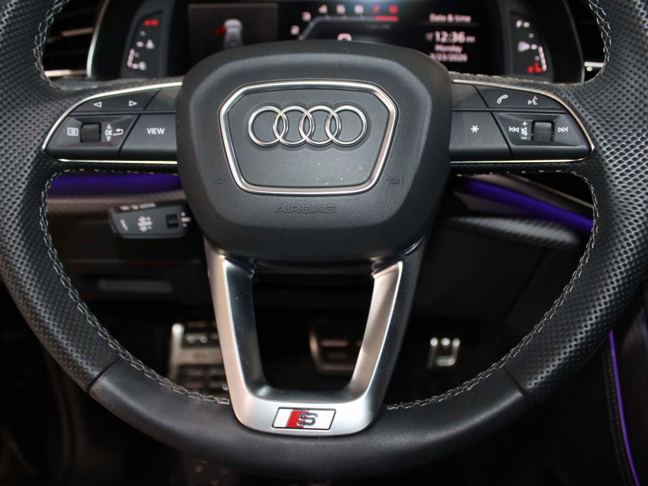 Used 2024 Audi SQ8 Premium Plus w/ S Sport Package image 21