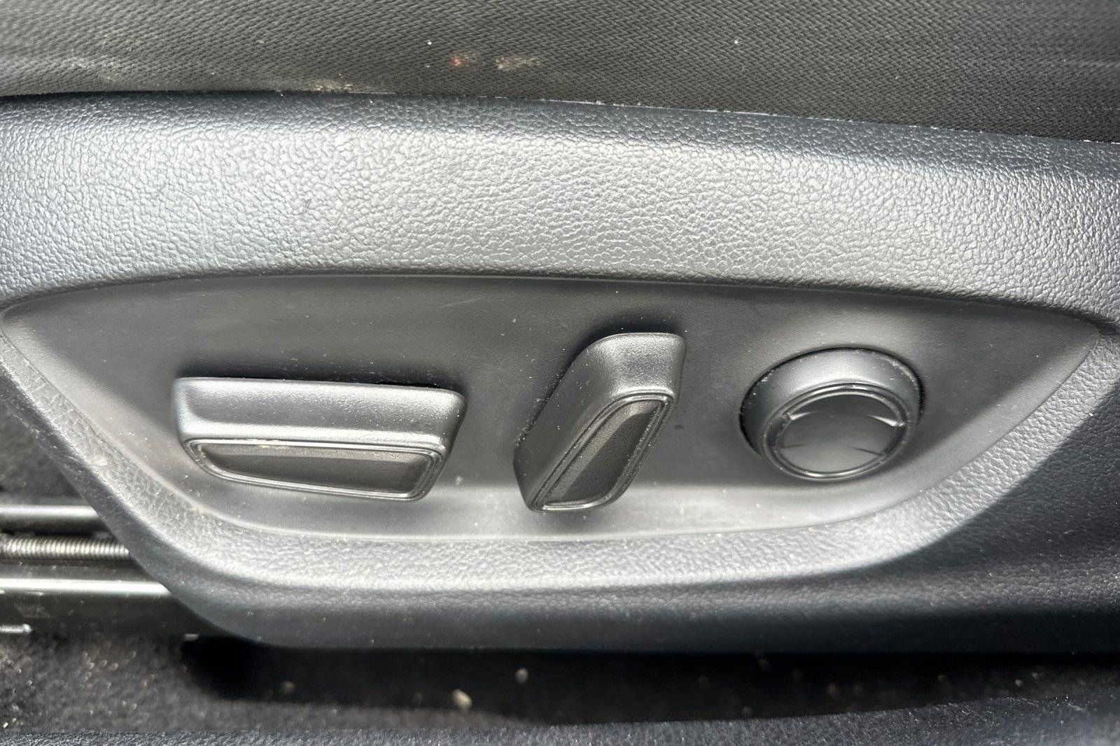 Used 2023 Toyota Camry LE image 13