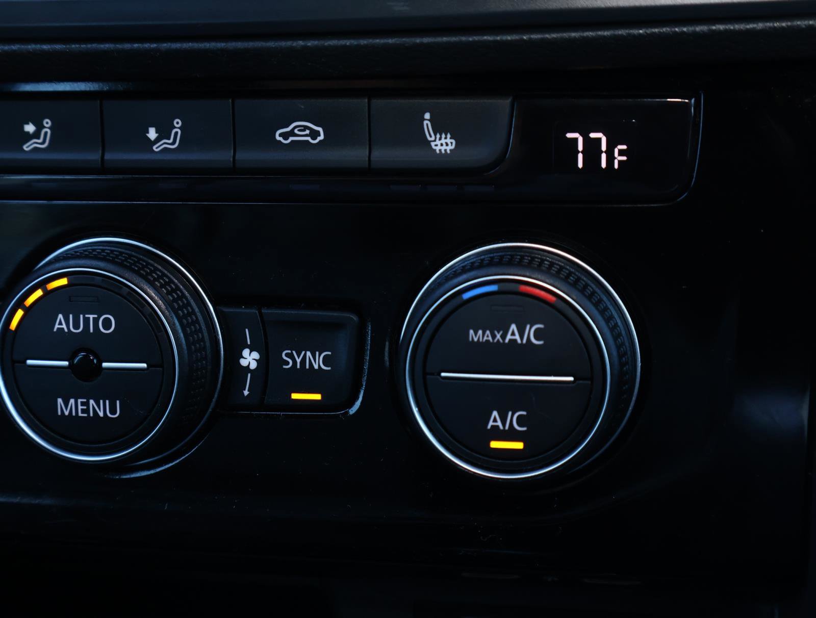 Used 2023 Volkswagen Jetta GLI Autobahn image 26