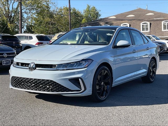 New 2026 Volkswagen Jetta SE FWD image 4