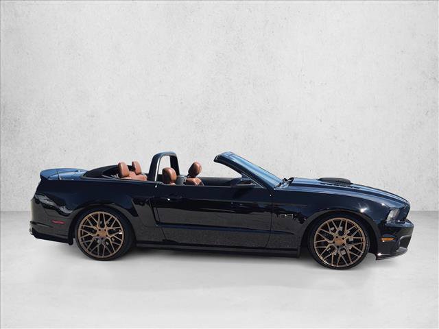 Used 2013 Ford Mustang GT Premium w/ Electronics Pkg RWD image 4