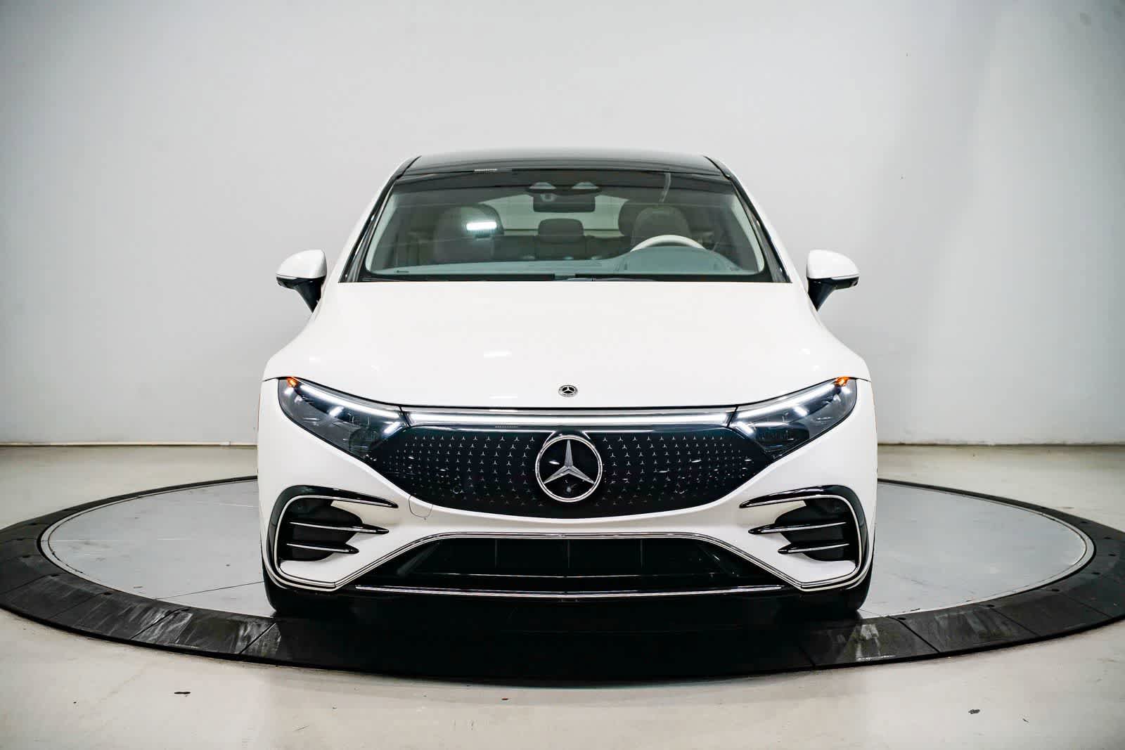 Certified 2023 Mercedes-Benz EQS 580 4MATIC Sedan image 6
