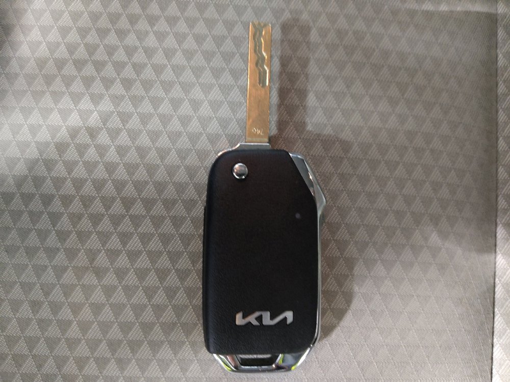 Used 2022 Kia Soul LX image 32