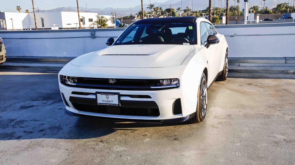 New 2026 Dodge Charger R/T w/ Blacktop Package AWD/4WD image 4