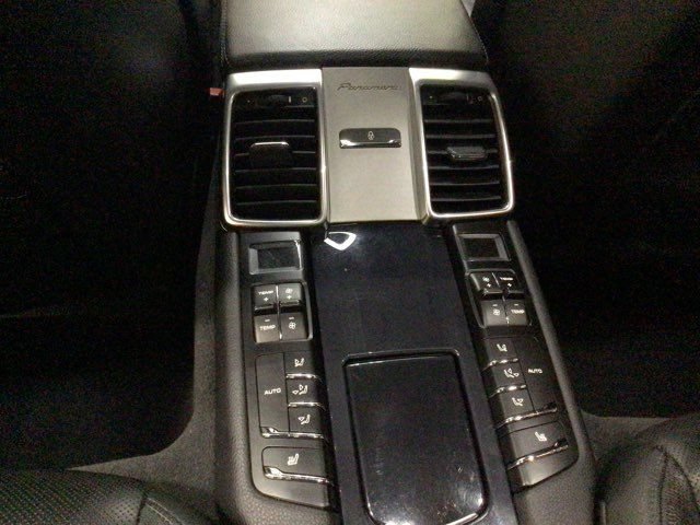 Used 2016 Porsche Panamera Edition RWD image 23