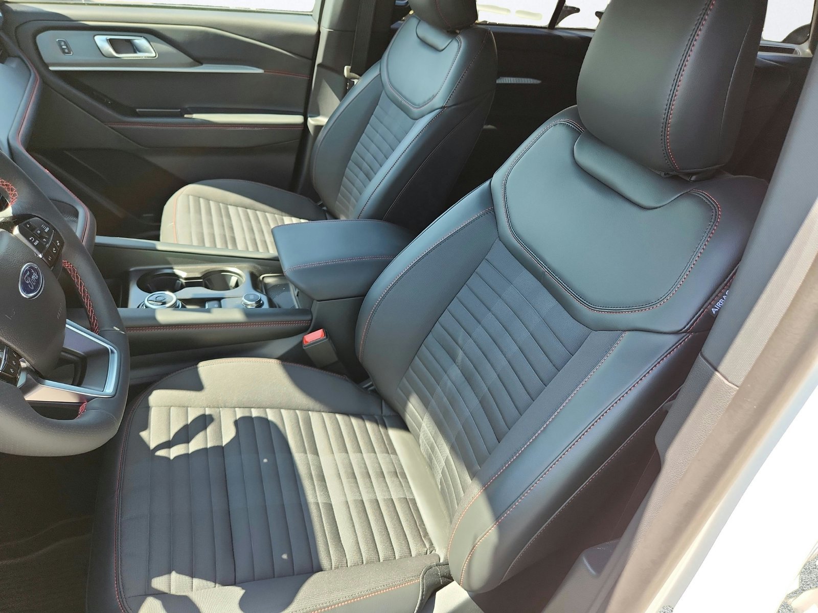 New 2026 Ford Explorer ST-Line AWD/4WD image 12