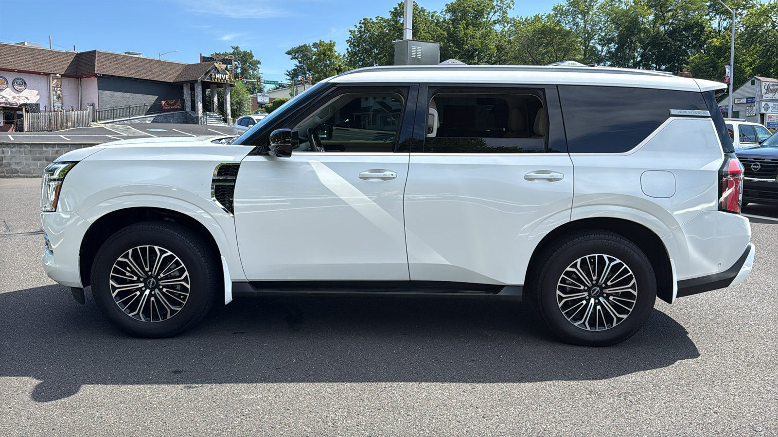 Certified 2026 Nissan Armada Platinum AWD/4WD image 4