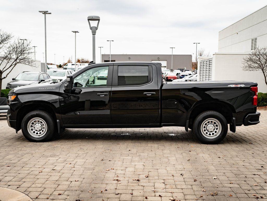 Used 2024 Chevrolet Silverado 1500 W/T w/ WT Value Package AWD/4WD image 5