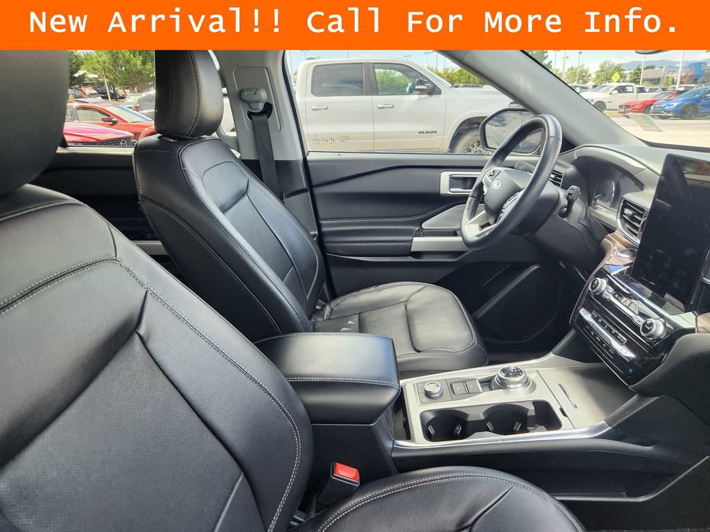 Used 2023 Ford Explorer Limited w/ Limited Technology Package AWD/4WD image 10