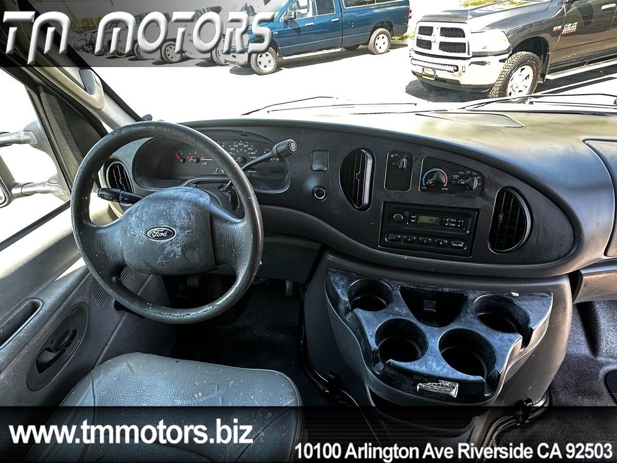 Used 2008 Ford E-350 and Econoline 350 Super Duty RWD image 7