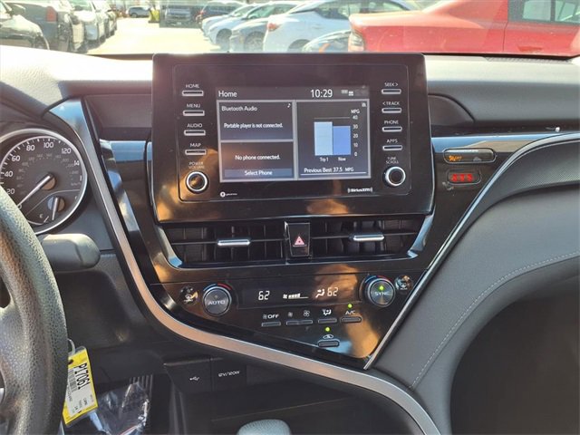 Used 2024 Toyota Camry LE image 18