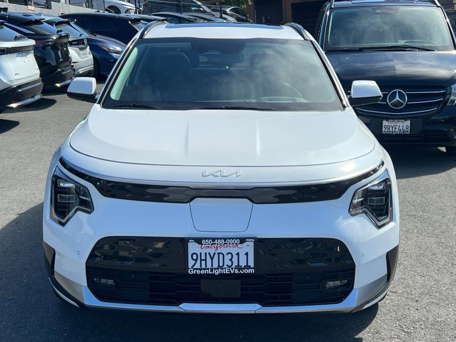 Used 2023 Kia Niro Wave image 2